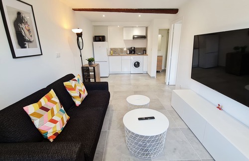 Toulon Apartment | GregBnb - Le Berthier - Toulon Est