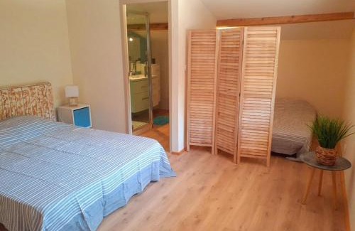 Greoux-les-Bains Apartment | Greoux les bains - appartement 4 personnes - Domaine des Broues