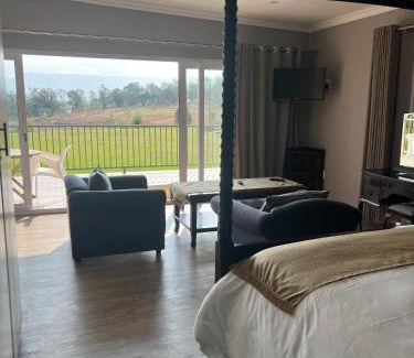 Newcastle Cabin | Grey Goose Game Lodge