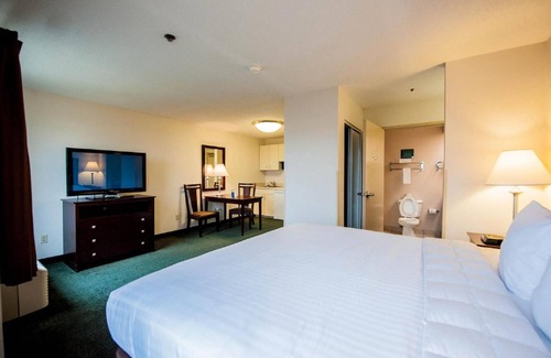 Vance Hotel | Greystone Inn and Suites