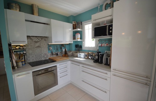 Grimaud Villa | GRIMAUD: Charming villa in a quiet private residence with swimming pool and jacuzzi