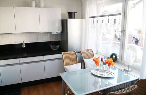 Lam Apartment | Große Fewo mit Balkon und Sauna im Haus