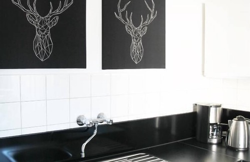 Lam Apartment | Große Fewo mit Balkon und Sauna im Haus
