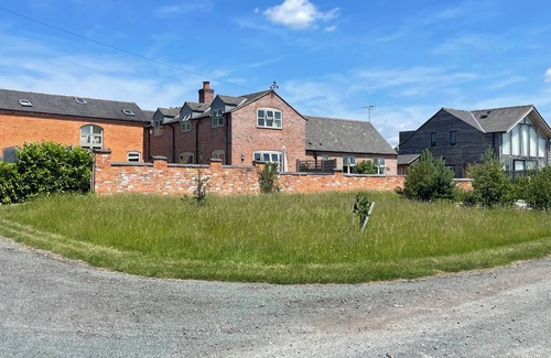 East Norton Cottage | Grooms Cottage