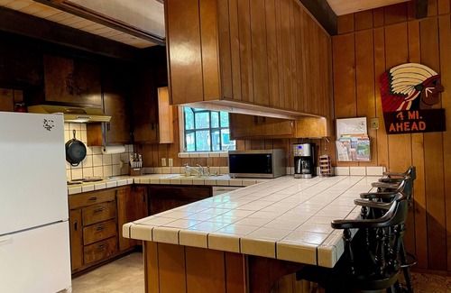 Placerville Cabin | Groovy Cabin in the woods is a perfect place for family and friends to gather.