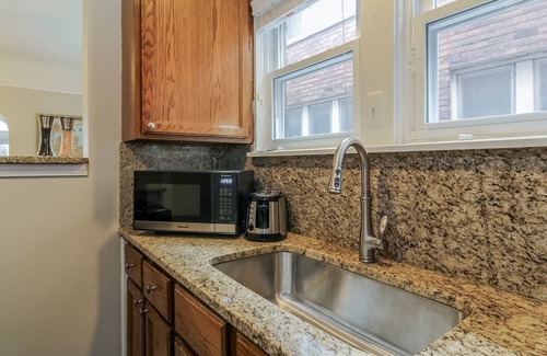 Grosse Pointe House | ★Grosse Pointe Luxury★ ★Downtown Detroit Close★