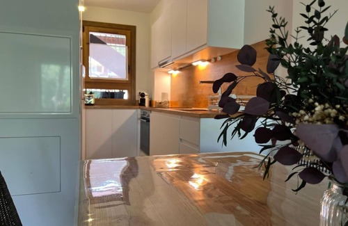 Estavar Apartment | Ground Ffloor 2 rooms 5 Pax, Pool, Private Garden & Fireplace