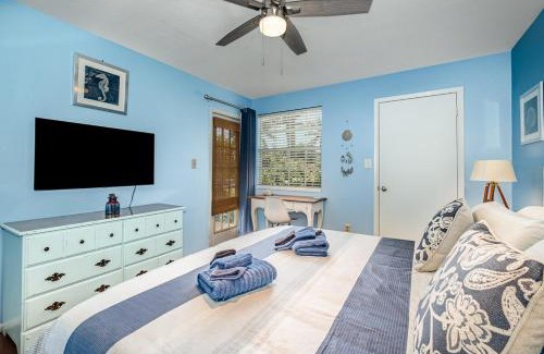 Ocean Side Village Apartment | Ground Floor 2 Bdrm King Condo Close to Beach