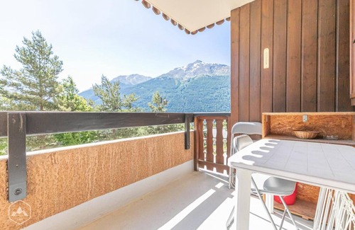 Aussois Apartment | Ground floor, balcony, tv, ski locker, 37m², Aussois