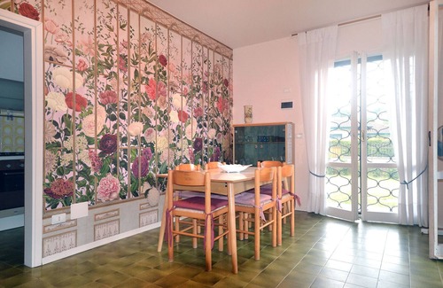 Lido delle Nazioni House | Ground floor villa surrounded by greenery with corner garden and parking space