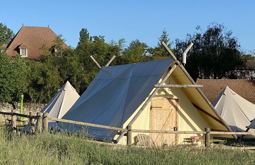 Vignieu House | Group gîte in the countryside