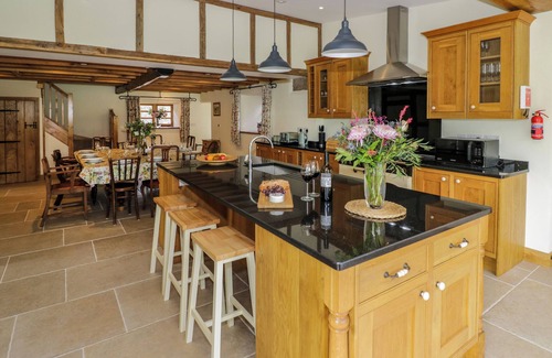 Wall-under-heywood Cottage | Grove Farm