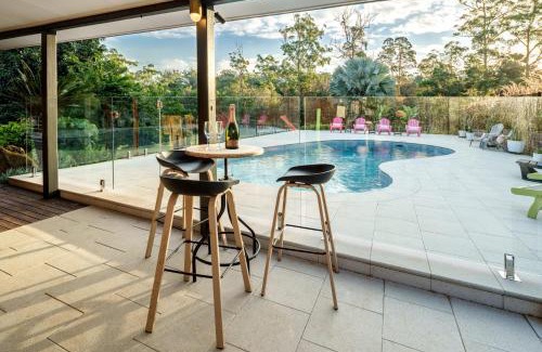 Kiels Mountain House | Grove Hinterland Retreat - 15 mins to beach