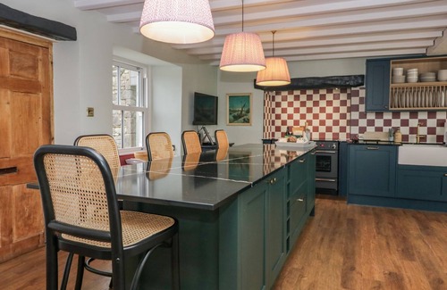 Low Newton Cottage | GROVE HOUSE, pet friendly, character holiday cottage in Witherslack