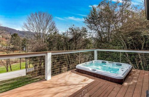 Grove Park- Sunset House | Grove Park View