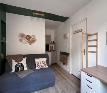 Les Veneurs Apartment | grtr p'tite studette