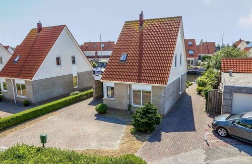 Lemmer House | Grutto 8 Comfortable holiday residence