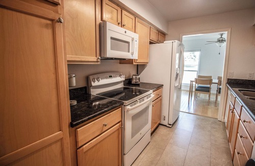 Winchester Condo | Guard Gated Golf Course 1mi to Vegas Strip Best Kept Secret Quiet Secure 9