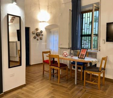 Naples Apartment | Guarracino - Real Suite Capodimonte