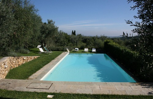 San Casciano in Val di Pesa House | Guesthouse 2/4 people, 2 rooms, kitchen, bathroom, patio, A/C, pool, EV charger