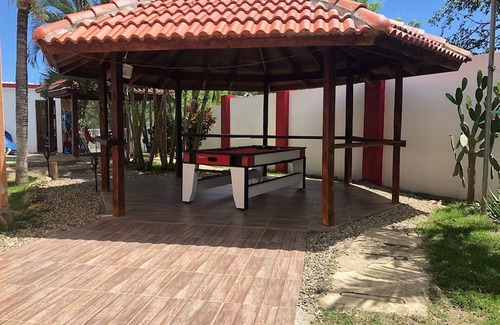 La Mulata I Villa | Guest-friendly 7BD villa, pool/billiard table/games, Wi-Fi/cable TV/AC/BBQ
