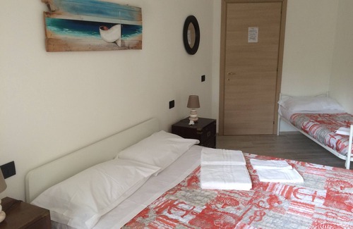 Torre del Mare House | Guest House Berzefi