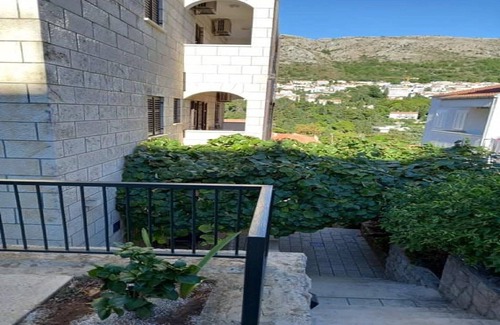 Montovjerna Apartment | Guest House Cesic - Double Room No1