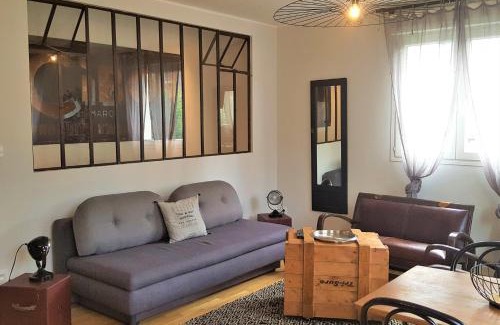 Cathedrale House | Guest house " Gîte L'ATELIER DU 6"- calme - jardin