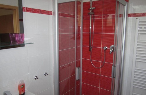 Brno House | Guest House Krpole