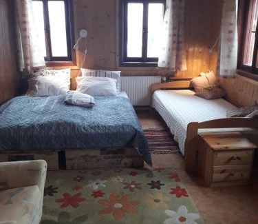 Korenov House | Guest House Leona