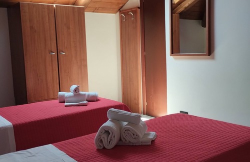 L'Aquila Apartment | Guest House "The Mandatory House" Int. 6