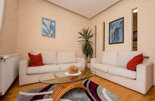 Rab Town Apartment | Guest House Villa Anggela - Two Bedroom Apartment with Balcony and Sea View