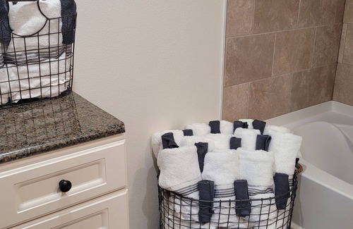 Lingle Other | Guest Ranch King Room with Activities/Experieces available