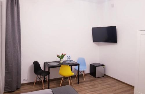 Kielce House | Guest Room RÓWNA