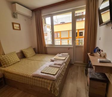 Nessebar New Town House | Guest Rooms Kostovi