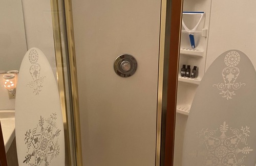 Park Forest Village Apartment | Guest suite next to Tudek park