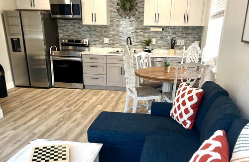 Idaho Falls Apartment | Guest Suites -1998 #2 Restful 1 bedroom 1 bath Suite