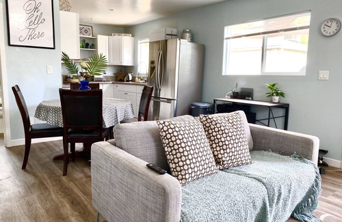 Encino House | Guest unit