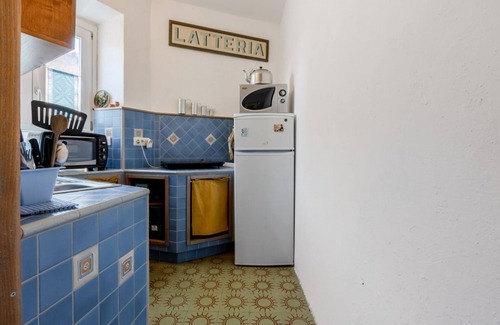 Laconi Apartment | GuestHost - La Meridiana
