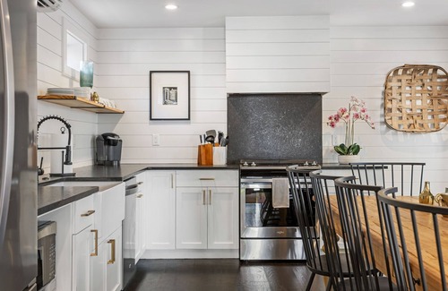 Cannonborough Elliotborough House | Guesthouse Charleston: WEST (62 & 64)