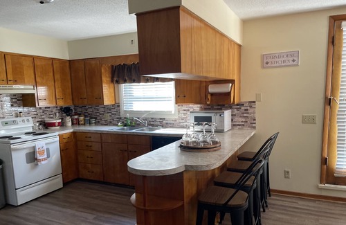 Hermann Bed & Breakfast | GUESTHOUSE DOWNTOWN HERMANN HISTORIC DISTRICT