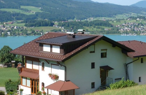 Tiefgraben Apartment | Guesthouse Ellmauer Annemarie - Apartment Schafbergblick