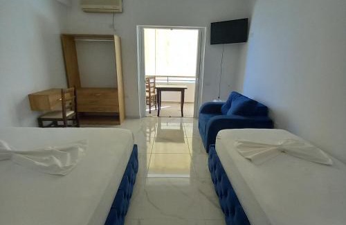 Qeparo House | Guesthouse Thanasi