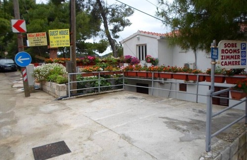 Sobra Apartment | #GUESTHOUSESOBRA Double room!A/C & shared kitchen S4