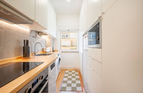 Sao Joao de Deus Apartment | GuestReady - A pinch of heaven in Lisbon