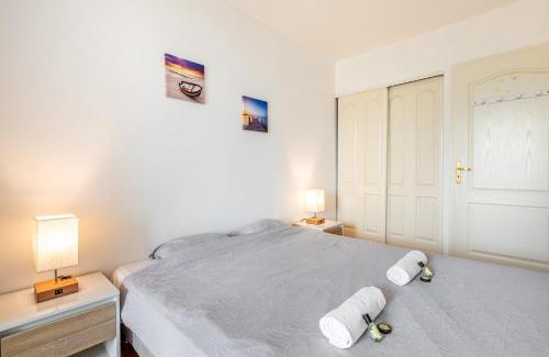 Faubourg de l'Arche Apartment | GuestReady - A Spacious apt near Eiffel Tower