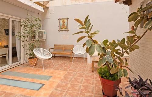 El Botanic Apartment | GuestReady - Charming retreat in Extramurs area