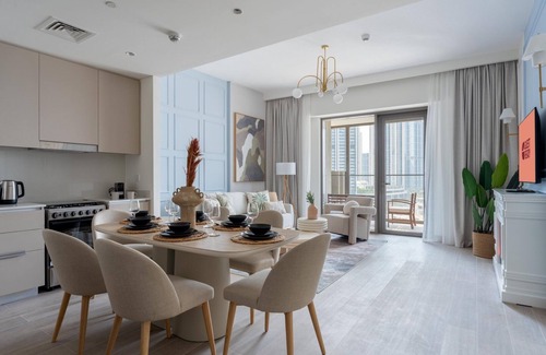 Dubai Apartment | GuestReady - Creek View l 2Bed l Lagoon Escape