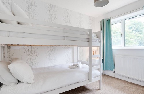 Eccles House | GuestReady - Newly renovated near Trafford centre