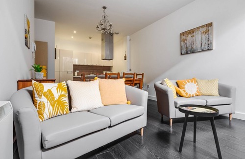 Liverpool Apartment | GuestReady - One modern and calm city refuge